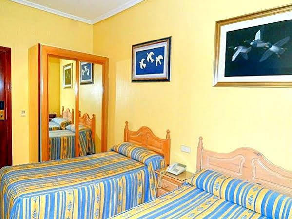 Ch Plaza D'Ort Rooms IV Madrid Exterior foto