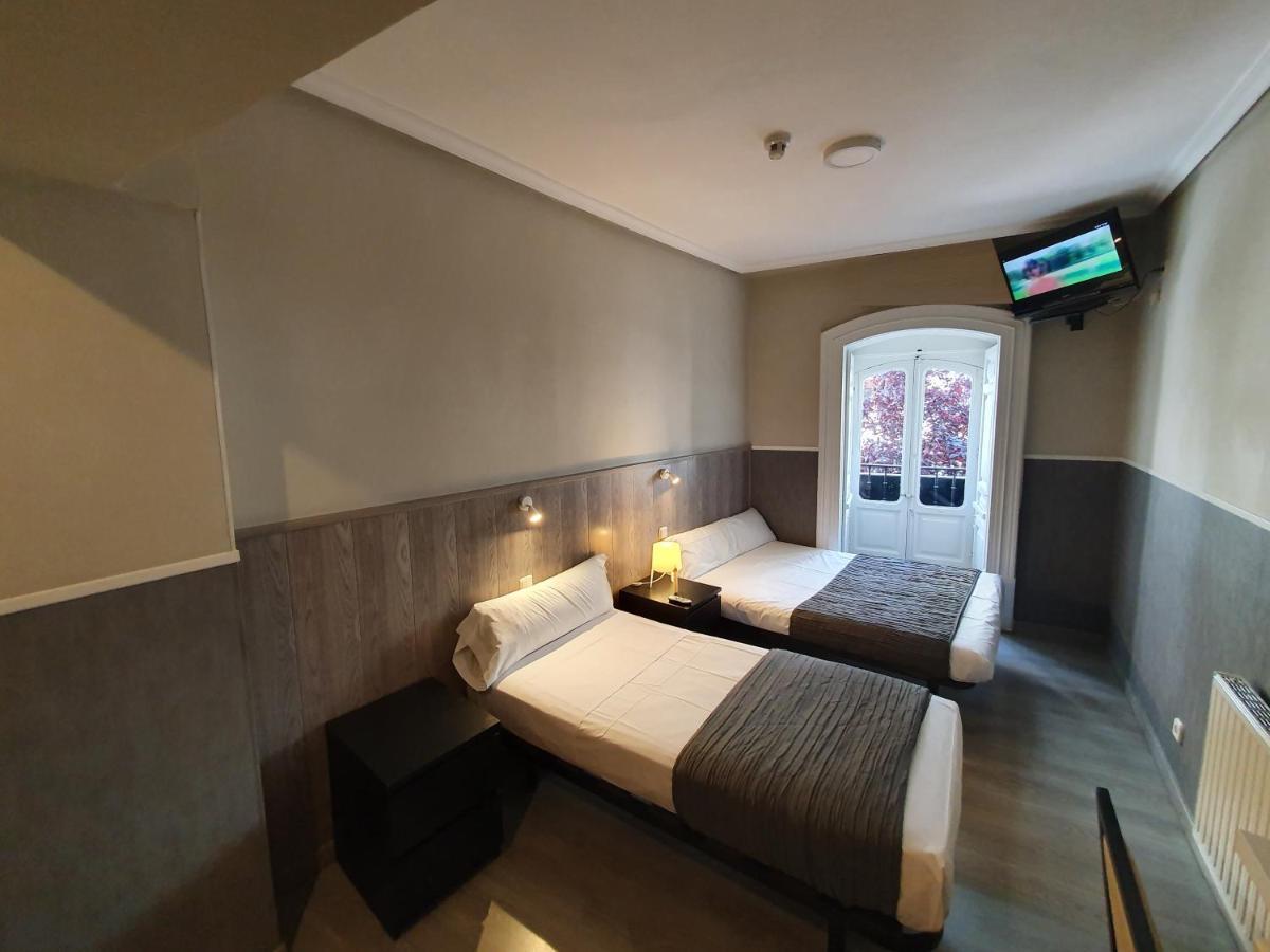 Ch Plaza D'Ort Rooms IV Madrid Exterior foto